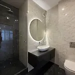 Appartamento 44 Pearl 3-bedrooms Odessa