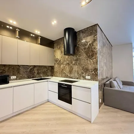 44 Pearl 3-bedrooms Odesa