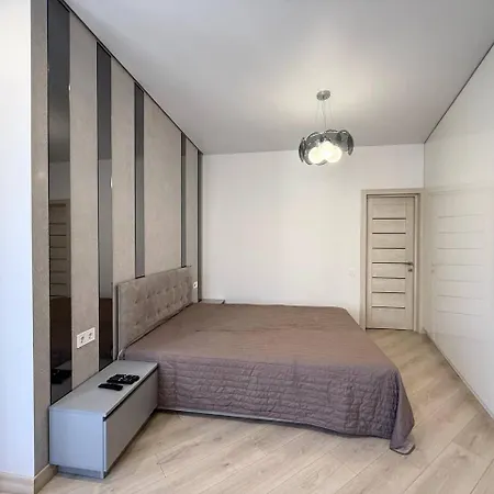44 Pearl 3-bedrooms