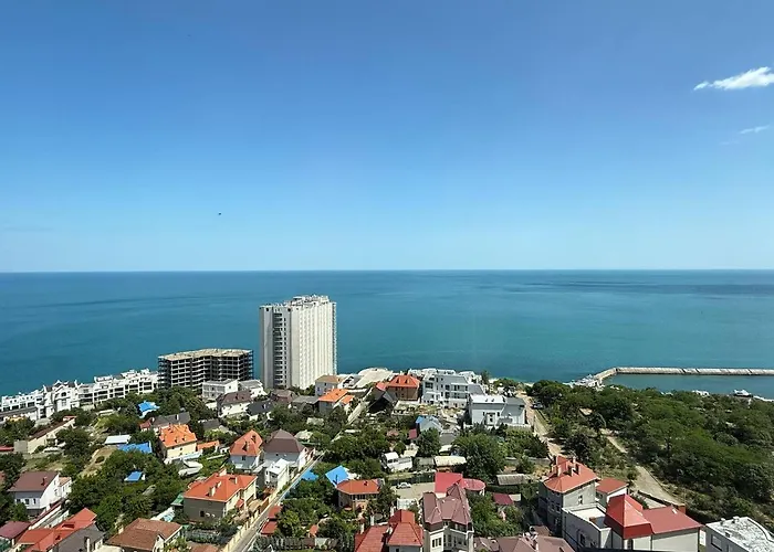 44 Pearl 3-bedrooms Odessa